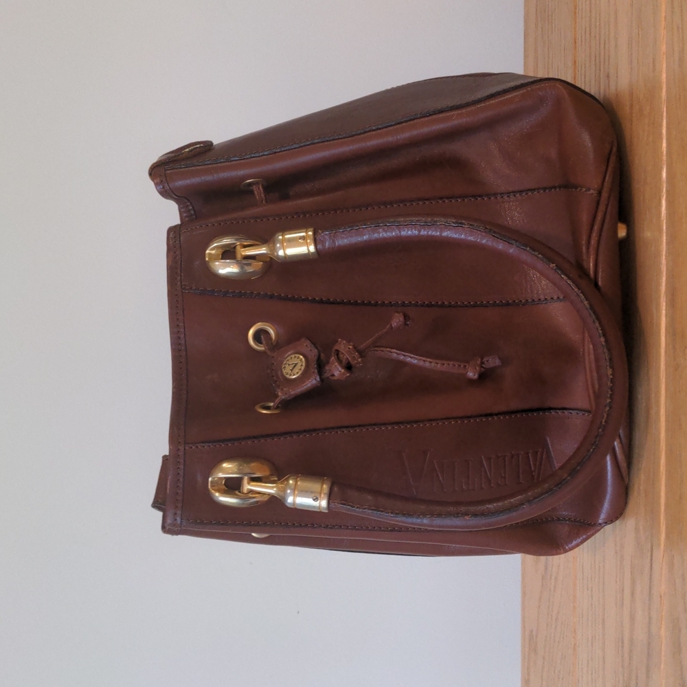 Leather bucket bag